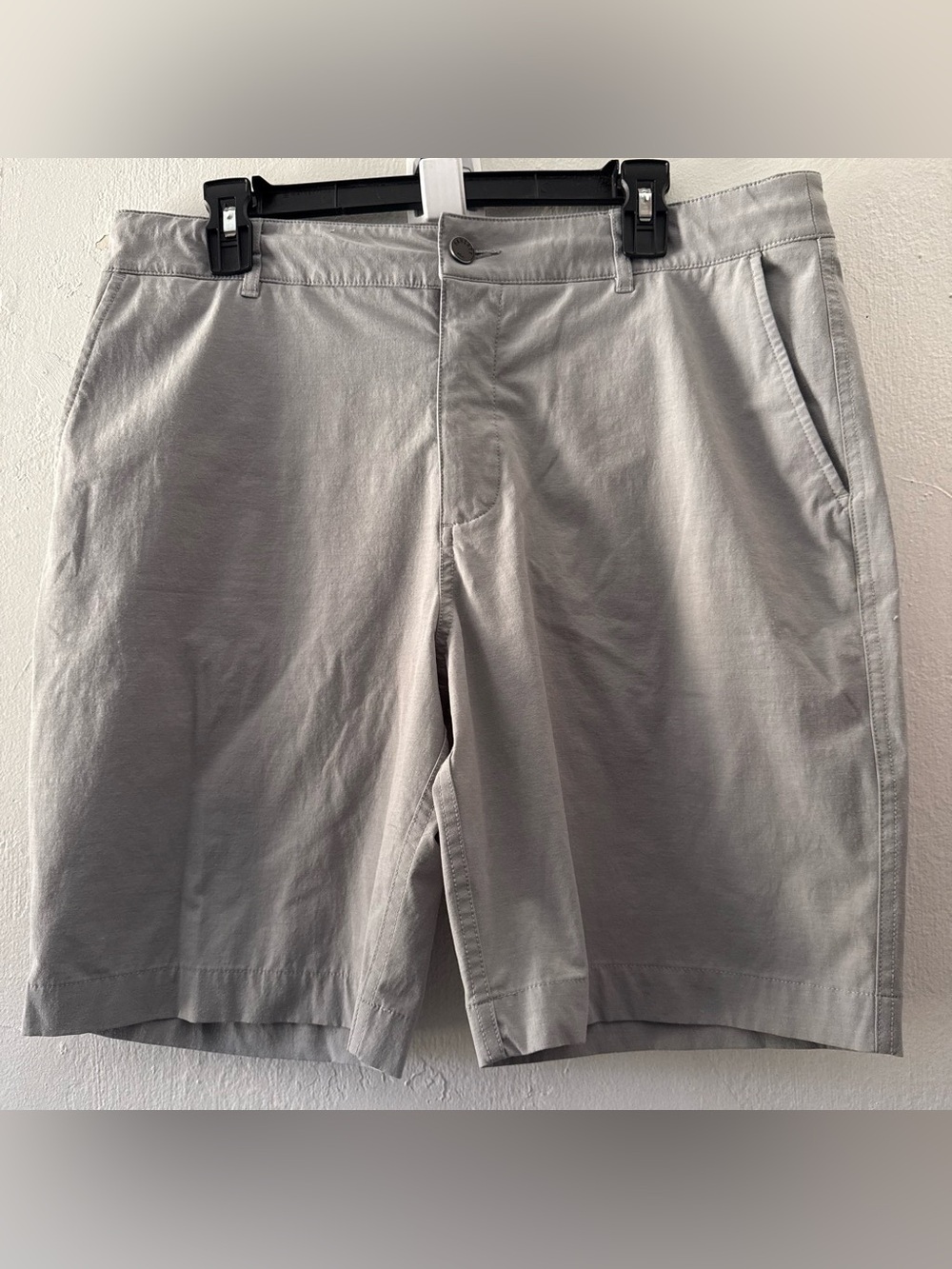 Faherty All Day Shorts Mens 34 Gray Tech Performance Stretch Chino